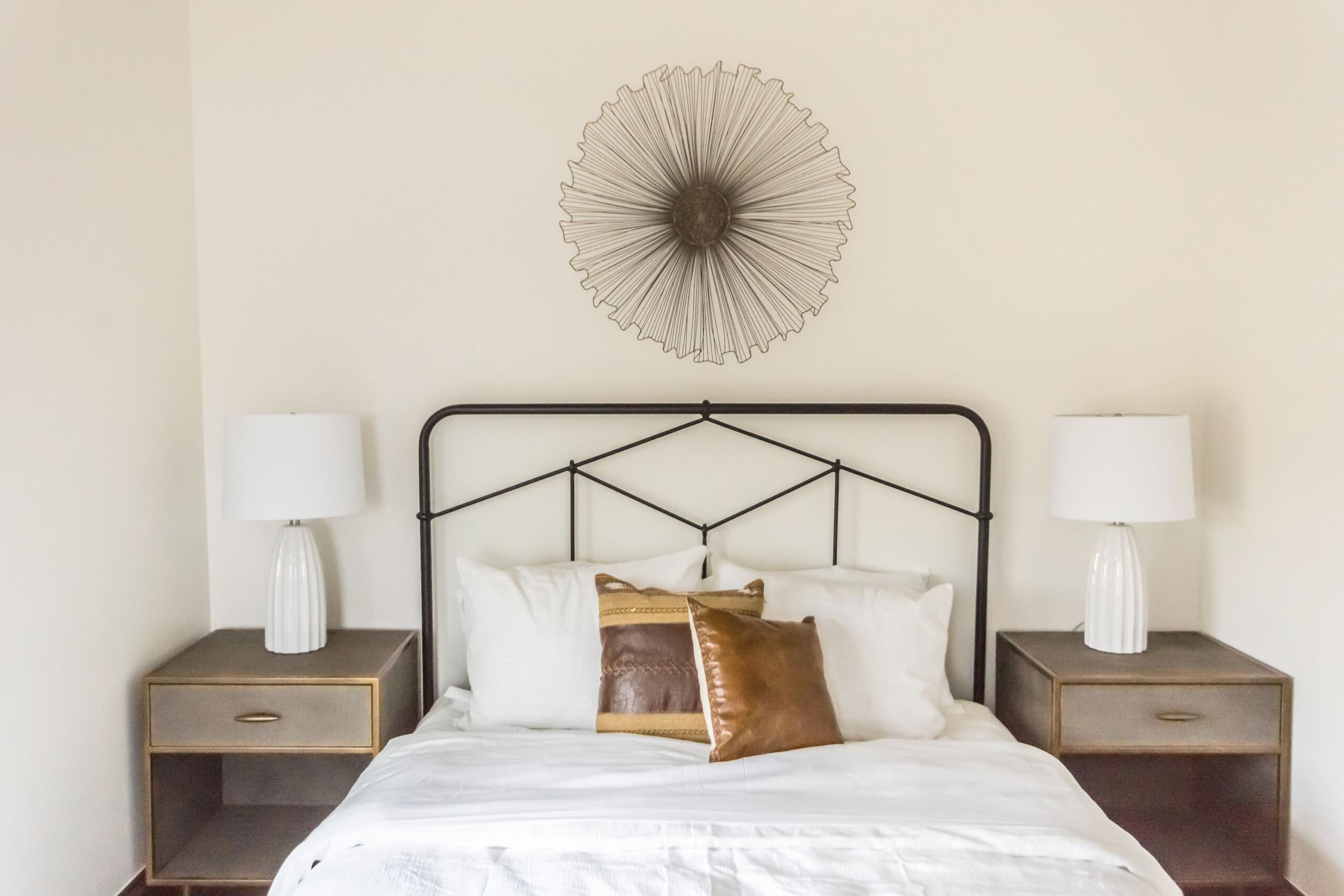 Luxury Rehab: Elegant Bedroom for Alcohol Recovery Elegant bedroom in a luxury rehab, showcasing comfort for alcohol recovery.